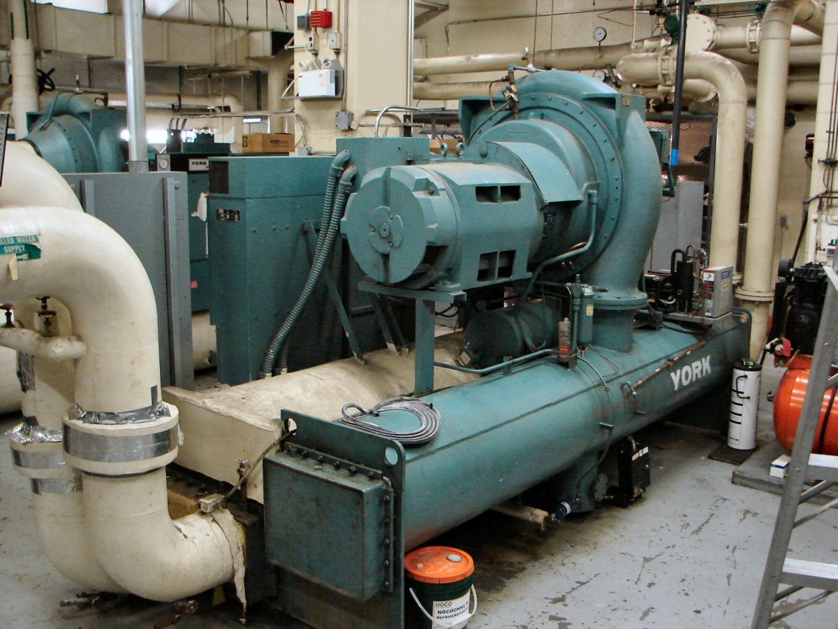 Chiller industrial York